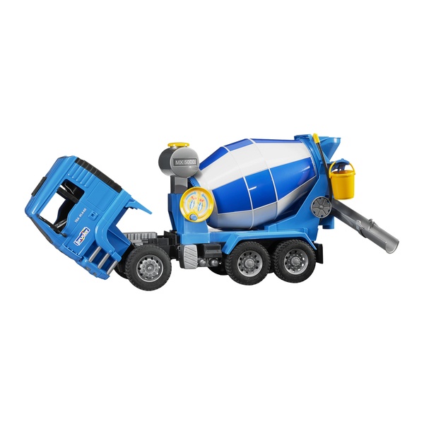 Camion toupie bétonnière