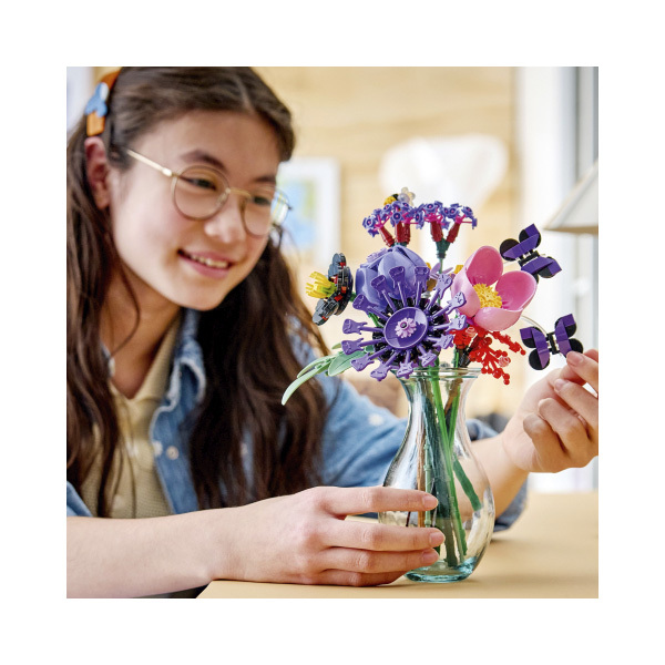 11507 - LEGO® Botanicals - Bouquet de Fleurs d’Olivia Rodrigo LEGO ...
