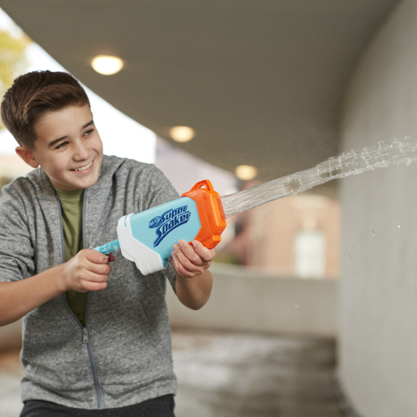 Super Soaker Washout Nerf - Pistolet à Eau 0.65L - Portée 11m - Pour Enfants Dès 6 Ans