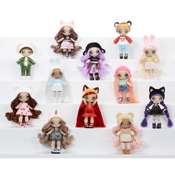 mini poupee